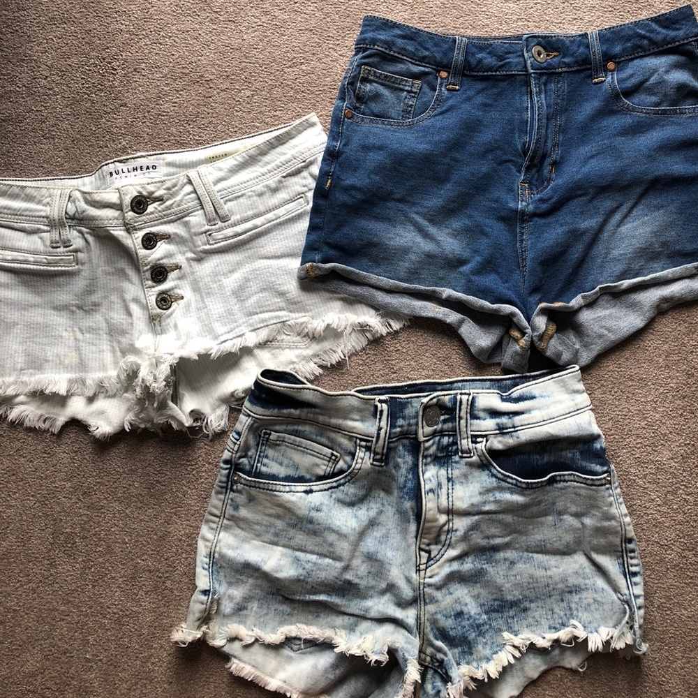 Denim shorts!!